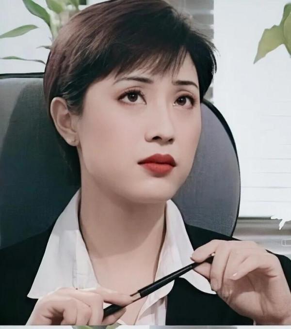神仙打架的時代：女港星詮釋三四十年前的絕色美人有多秀色可餐