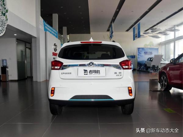 跑高速輕鬆，301km續航快充高底盤代步車，實拍北汽新能源EC3