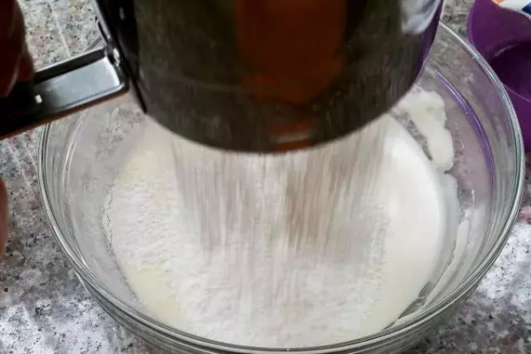 美麗的早餐食譜:荷花蜻蜓圖,搭配香腸雞蛋南瓜沙拉 美麗的早餐食譜:荷花蜻蜓圖,搭配香腸雞蛋南瓜沙拉