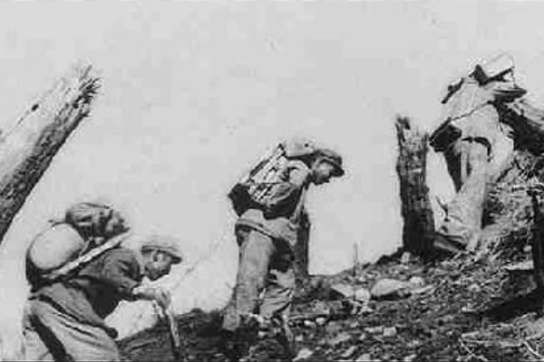 上甘嶺戰役血戰43天,美軍傷亡兩萬五千多人,從此跌落神壇 上甘嶺戰役血戰43天,美軍傷亡兩萬五千多人,從此跌落神壇