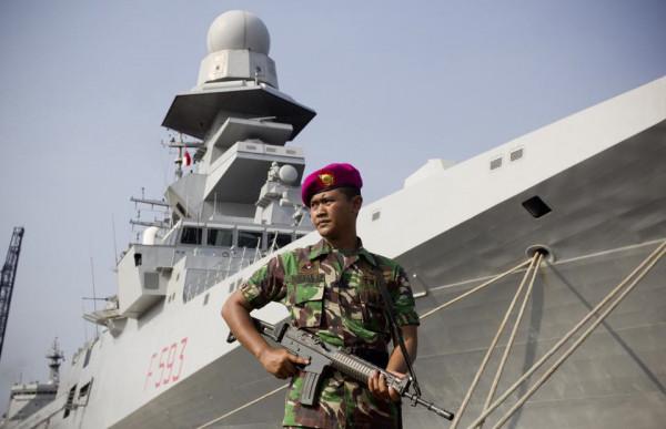 澳大利亞擁有核潛艇，印尼率先坐不住了，印澳有70多年矛盾