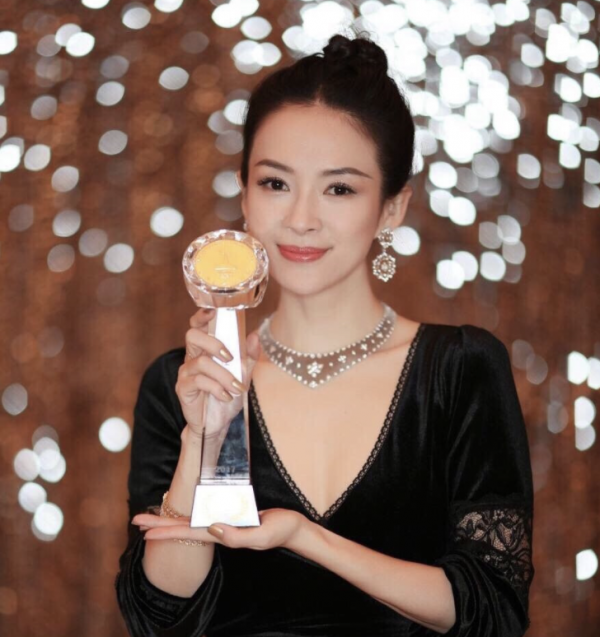 中戲96級證件照曝光：章子怡梅婷驚為天人，七朵金花25年後更美了