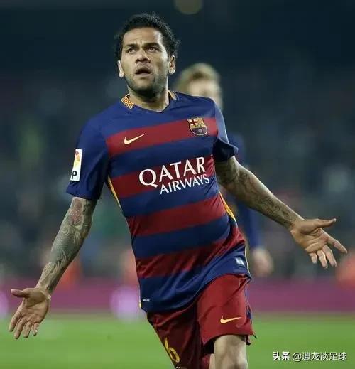 效力過巴薩的五位最偉大的巴西球星！這些人是巴薩王朝的奠基人