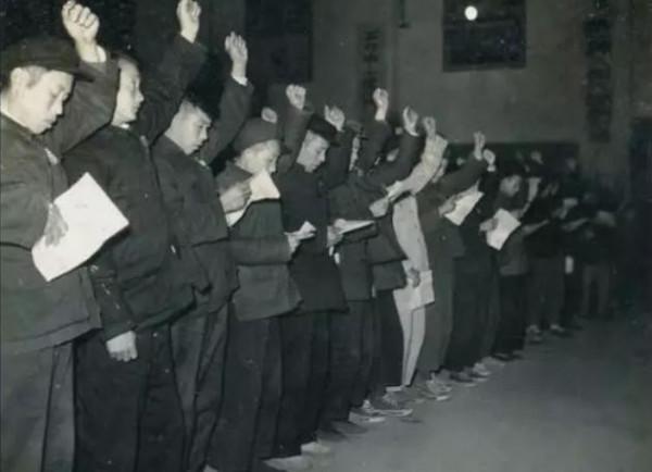 紅軍團長在河南當8年獸醫,直到中央派人來請,村民才知他真實身份