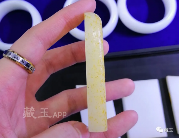 一組假皮特寫!七大特徵讓你一眼看懂真假籽料 一組假皮特寫!七大特徵讓你一眼看懂真假籽料