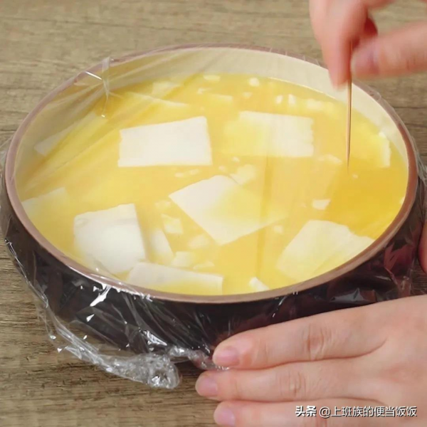 蒸蛋最正確的吃法,口感豐富,連吃一週都不膩 蒸蛋最正確的吃法,口感豐富,連吃一週都不膩