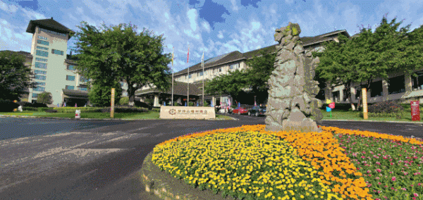 網紅照騙有風險？來羅浮山溫泉旅遊度假區，一秒真實出片！