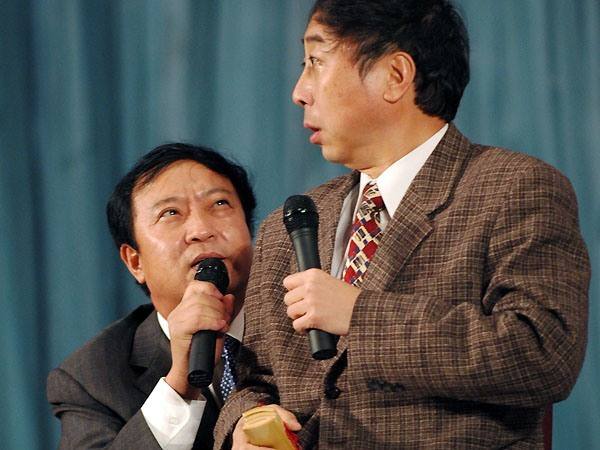 21年前，那個寧願去當名譽縣長也不和馮鞏合作的牛群，如今怎樣了