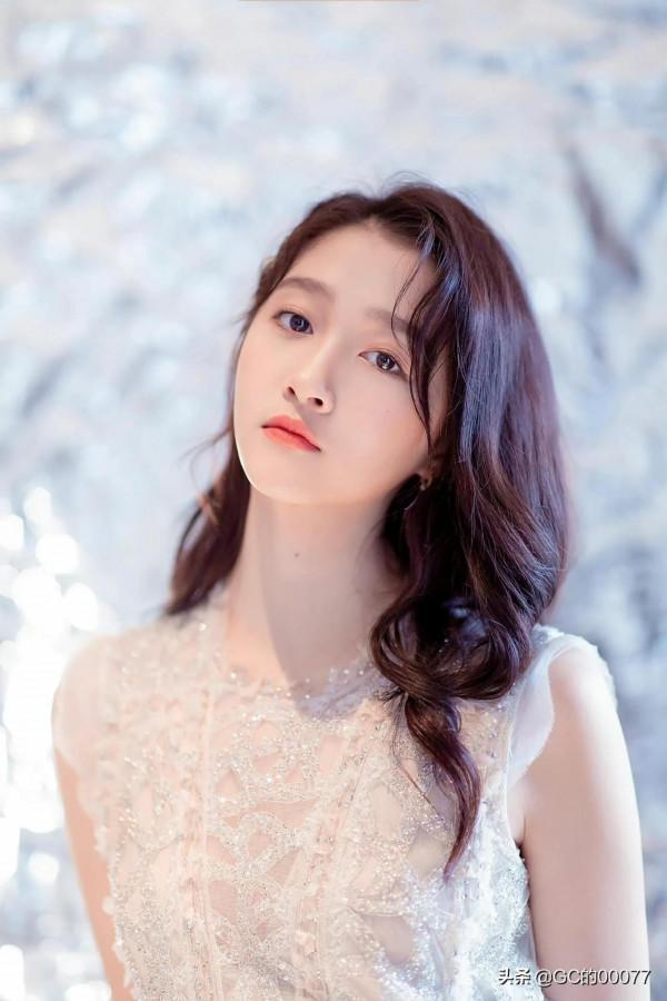 明星圖片關曉彤