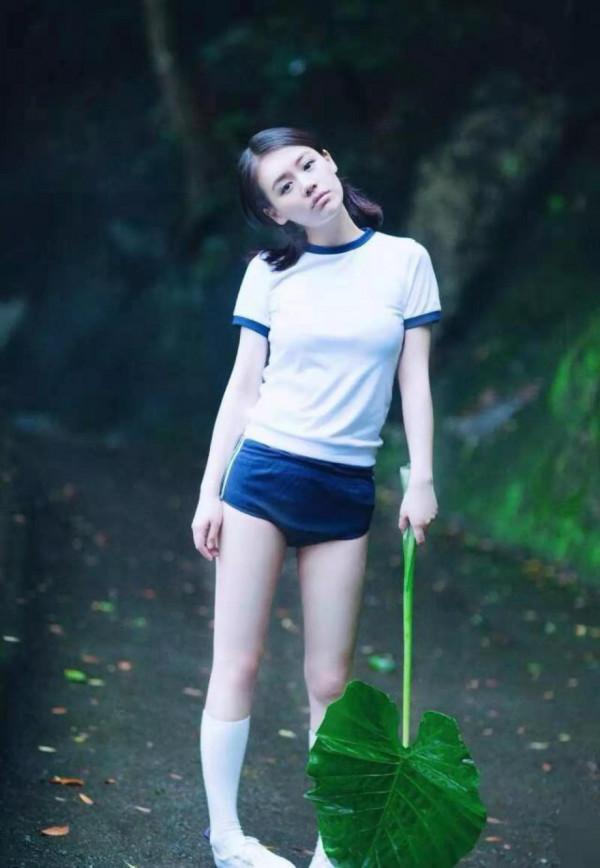 飯圈公主怪事多,票房不火,顏值翻車,七上春晚人氣不如逃稅主播 飯圈公主怪事多,票房不火,顏值翻車,七上春晚人氣不如逃稅主播