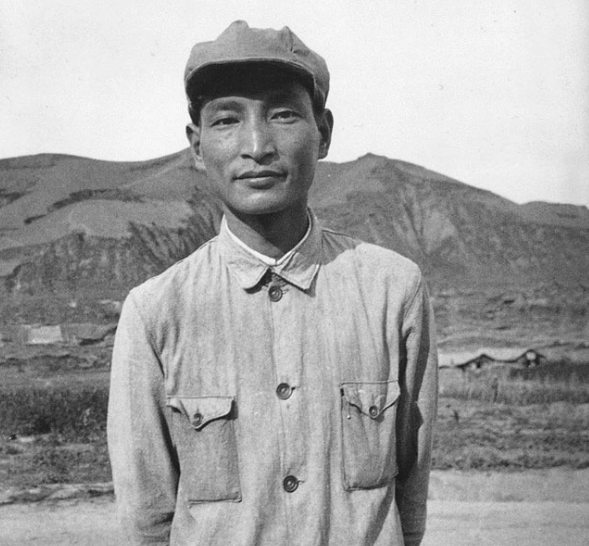 “紅都名醫”金茂嶽為江青接生，毛主席特別叮囑：不要特殊照顧她