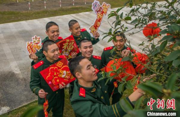 紅紅火火迎新春 廣西軍營&OpenCurlyDoubleQuote;年味&rdquo;別樣濃