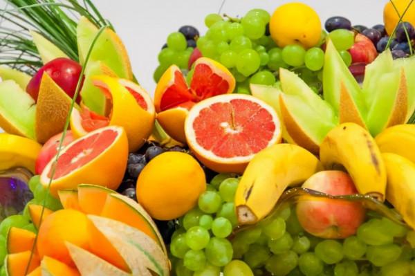 為啥白頭髮越長越多?你認為是老了,醫生:或是缺乏2種營養素 為啥白頭髮越長越多?你認為是老了,醫生:或是缺乏2種營養素