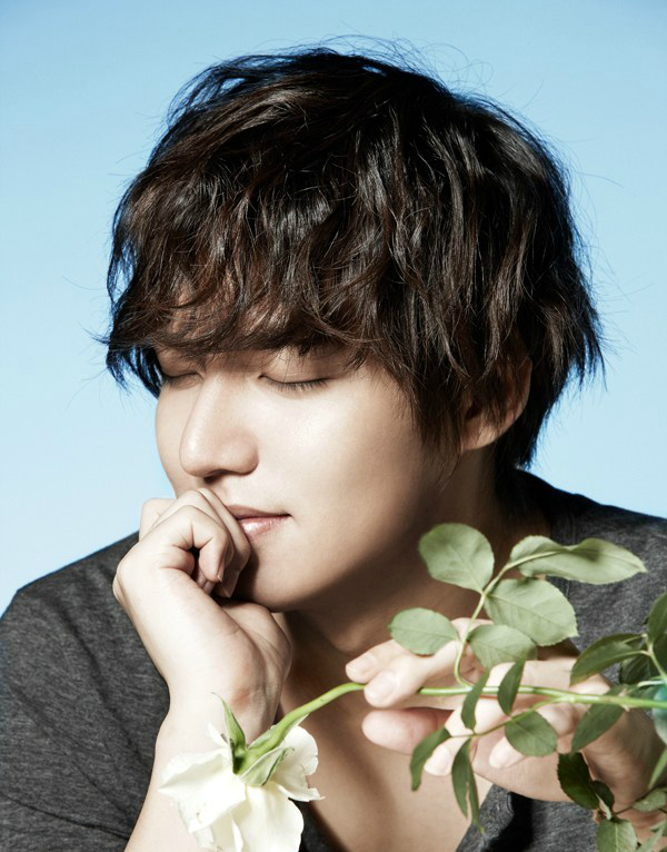 這6個明星明明是純天然，卻像極了整容臉，你看走眼幾個？