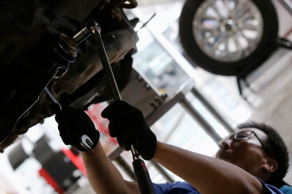 怪獸修車：翻新一輛13年的雷克薩斯GX460，最終滿血復活變新車