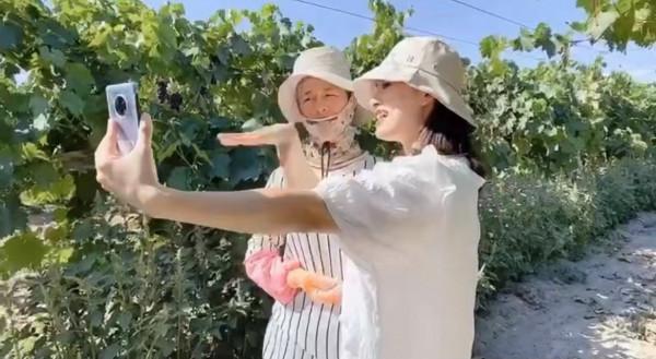 “我在家鄉挺好的！”可宅可浪、教人直播、躺平掙錢，這屆年輕人愛上回農村