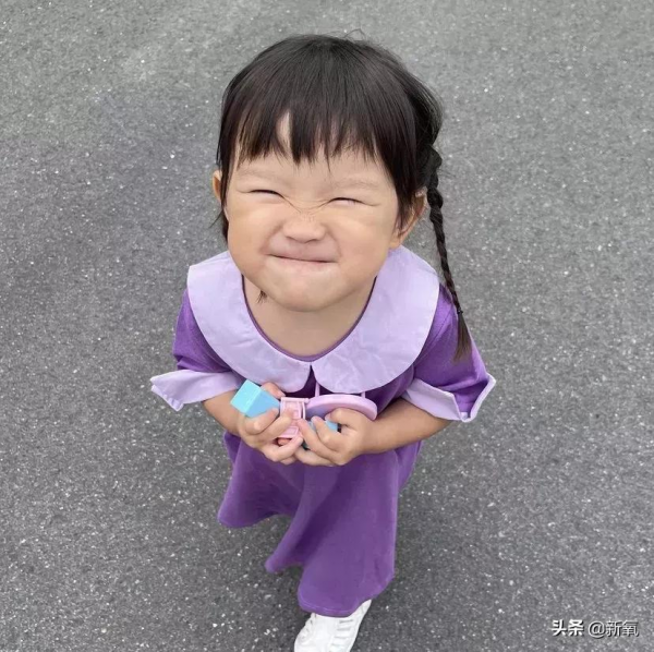 3歲就被逼996,淪為親生父母賺錢工具,這頂流童星不當也罷? 3歲就被逼996,淪為親生父母賺錢工具,這頂流童星不當也罷?