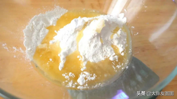 冬天吃栗子正合適,教你做軟皮栗子餅,配方送你,出爐就被搶光了 冬天吃栗子正合適,教你做軟皮栗子餅,配方送你,出爐就被搶光了