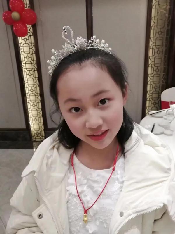 四年級的丫頭,能跟媽媽分房睡了麼 四年級的丫頭,能跟媽媽分房睡了麼