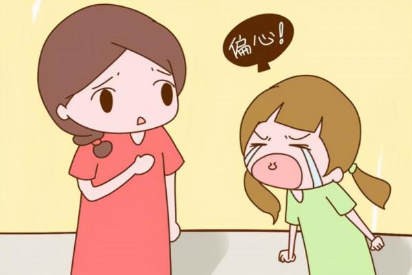 母親為了照顧姐姐和弟弟將我送人,外婆跛著腳帶我回家,養我長大 母親為了照顧姐姐和弟弟將我送人,外婆跛著腳帶我回家,養我長大