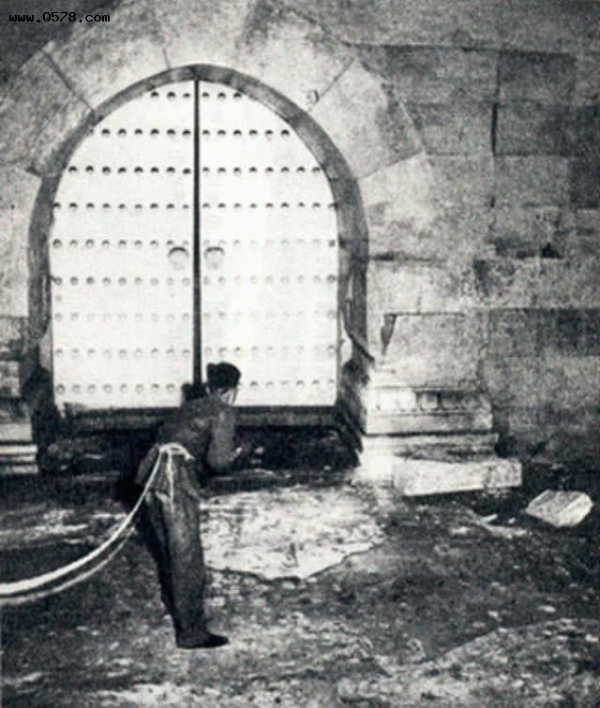 郭沫若為何執意要開啟定陵?最悲劇的一次考古,毀壞了多少文物? 郭沫若為何執意要開啟定陵?最悲劇的一次考古,毀壞了多少文物?