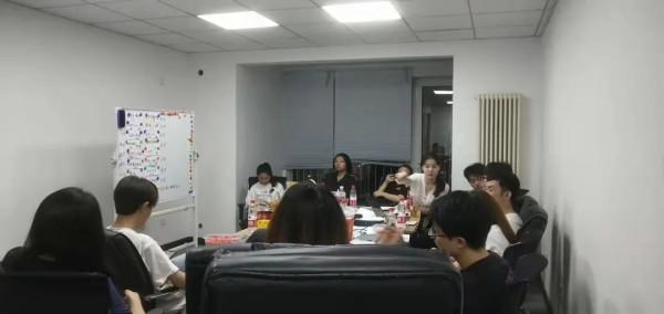 年僅21歲!從一場活動開幕式製片主任轉身做央視實習導演 年僅21歲!從一場活動開幕式製片主任轉身做央視實習導演