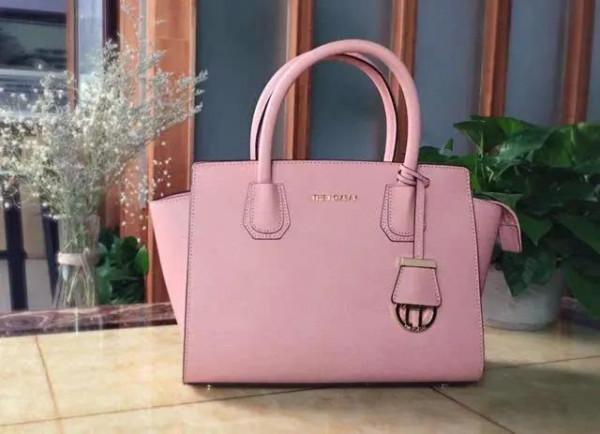 你可以買的起的輕奢包包品牌,除了蔻馳、MK、MCM還有哪些? 你可以買的起的輕奢包包品牌,除了蔻馳、MK、MCM還有哪些?