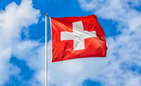 拒絕跟風美英法，瑞士拒絕參與聯合宣告，稱要走對華“特殊道路”