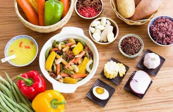 血糖高的人，少吃主食就能控制好血糖？醫生：少到多少你知道嗎？