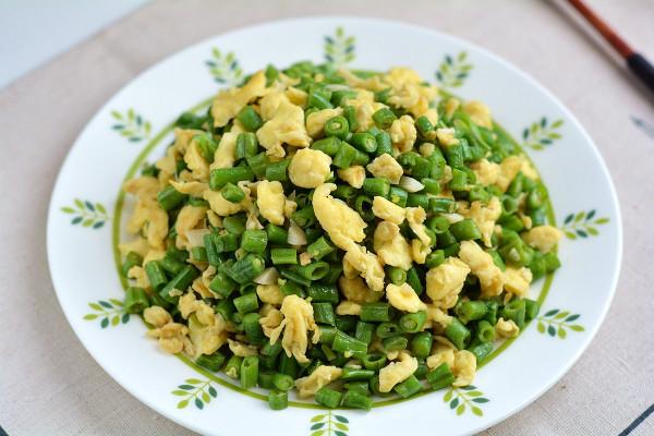 三口人的晚餐不到20元,仨菜簡單好吃,3塊錢大米吃出8塊錢範兒 三口人的晚餐不到20元,仨菜簡單好吃,3塊錢大米吃出8塊錢範兒