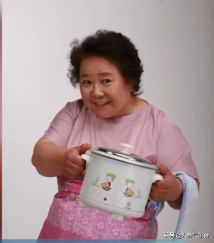 “悲情”李明珠:嫁大9歲老公全家反對,息影10年照顧7歲智商丈夫 “悲情”李明珠:嫁大9歲老公全家反對,息影10年照顧7歲智商丈夫