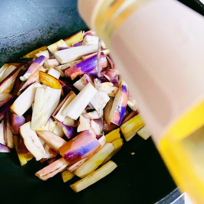 雙醬爆茄子這樣做,手殘黨也能當大廚 雙醬爆茄子這樣做,手殘黨也能當大廚