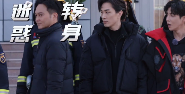 《滾燙人生》首播，張智霖承包笑點，完美避開3個擔憂或將成爆款