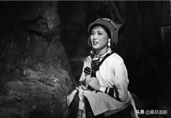 “阿詩瑪”楊麗坤：從“第一美人”到“精神失常”，是誰害了她？