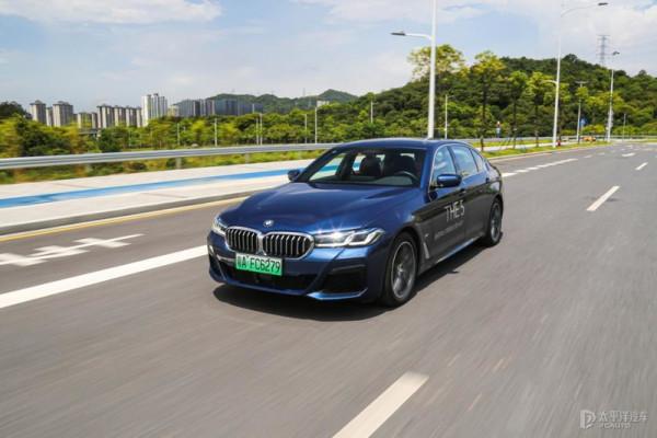 誰說綠牌車都很low?寶馬535Le告訴你什麼叫豪華插混轎車