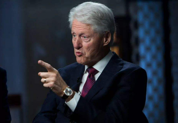 農民採藥發現一架戰機，美國總統親自寫信感謝，到底發生了什麼