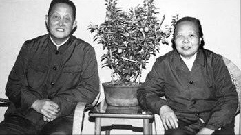 志願軍缺汽車！還故意讓美軍飛機炸！彭總得知內情大喜：全軍推廣