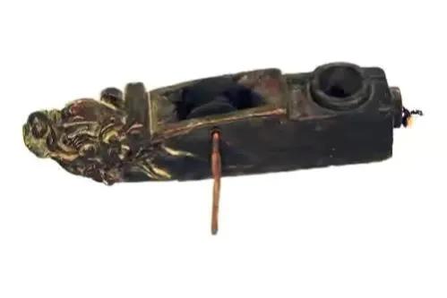 民間故事:男子回家,察覺妹妹吃飯露端倪,他掏出墨斗逃過一劫 民間故事:男子回家,察覺妹妹吃飯露端倪,他掏出墨斗逃過一劫