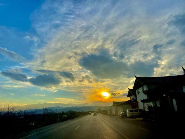 麗江的夏天有什麼? 麗江的夏天有什麼?