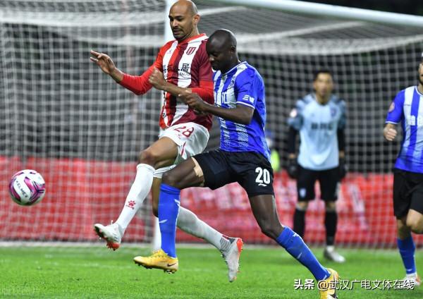 衝超戰報 | 武漢三鎮驚險逆轉豪取中甲11連勝 兩記神仙球掃落成都蓉城 衝超戰報 | 武漢三鎮驚險逆轉豪取中甲11連勝 兩記神仙球掃落成都蓉城