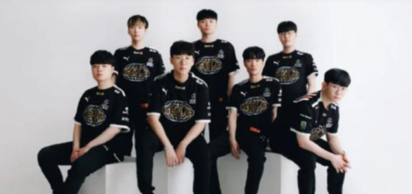 Chovy、小花生和尺帝組成三星戰艦，卻被韓網噴：都是刷子