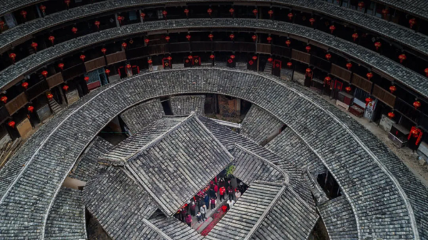 不是年味變淡了，只是我們長大了