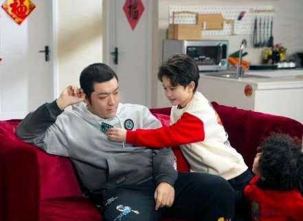 一個角色吃到老？尤浩然還在蹭家有兒女熱度，網友齊聲拒絕