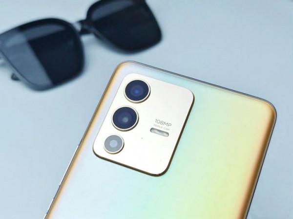 三款火爆熱銷中的手機優點與缺點詳實解讀