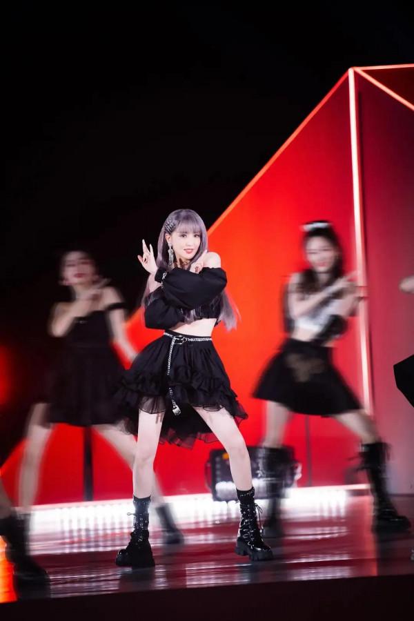 絕美!她用舞蹈寫的這封情書驚豔了|佟麗婭 絕美!她用舞蹈寫的這封情書驚豔了|佟麗婭