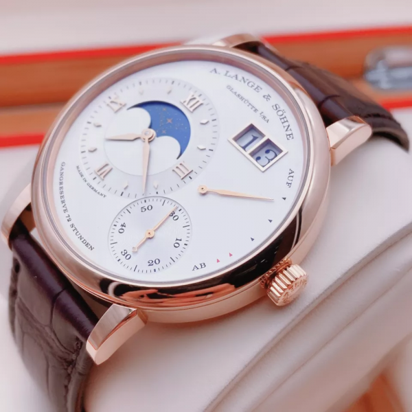 買表進階級,第一塊高奢表要選綠水鬼嗎? 買表進階級,第一塊高奢表要選綠水鬼嗎?