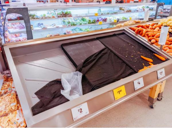 澳洲止痛藥成新晉廁紙，Panadol遭瘋搶，超市藥房貨架被清空