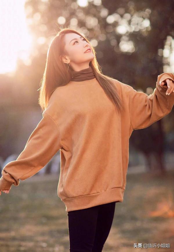 白冰，氣質高貴的京城四美之一，靚麗的容顏非常驚豔，你心動嗎？