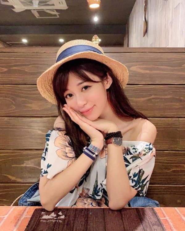 不傍大款，不炒緋聞，痴情的10位女港星，把生活過成了偶像劇