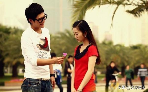 這是《一起來看流星雨》裡的小漁嗎？變化好大！網友：網紅味太濃